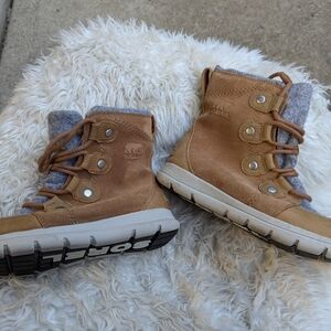 Women's Sorel Tan Leather Lined Lace Up Boots Snow Size 6
